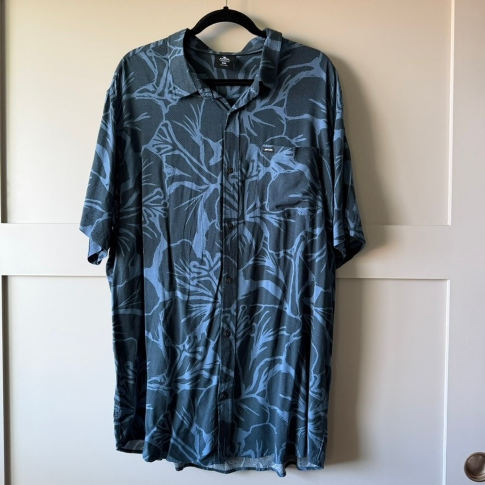 Rip Curl Mens XXL Tropical Floral Shirt Blue Viscose Button Up Surf Hawaiian
